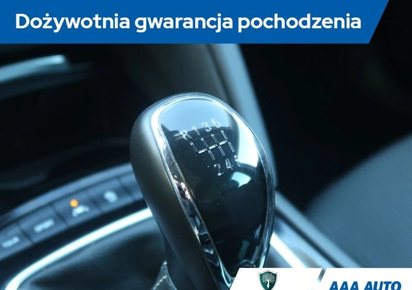 Opel Insignia cena 68501 przebieg: 102701, rok produkcji 2018 z Cieszyn małe 277